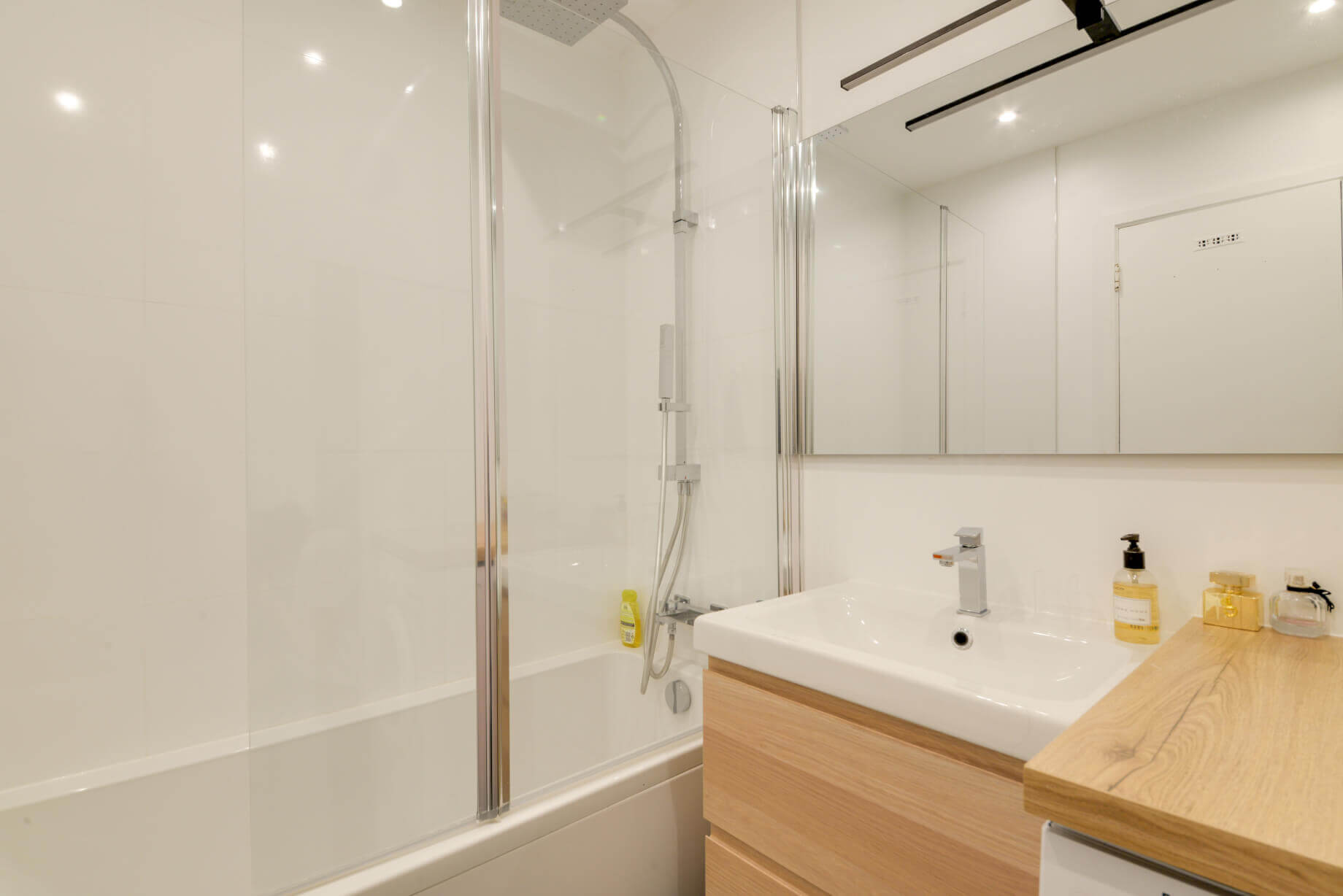 salle de bains baignoire