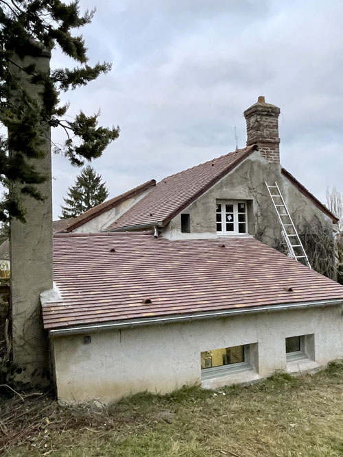 revêtement de toit en tuile terre cuite